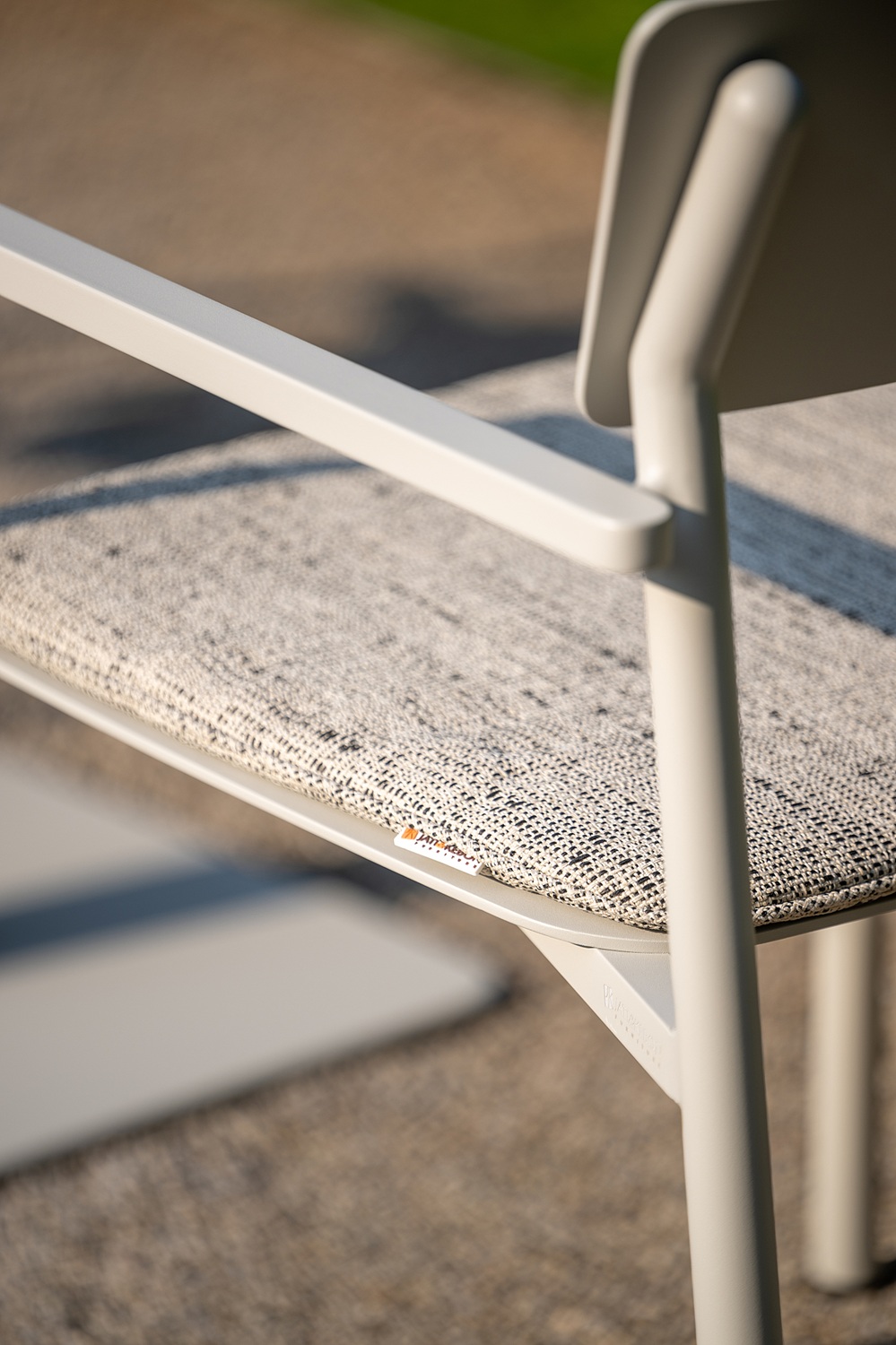 Jati Kebon LYNSA dining stoel Charcoal - Afbeelding 4