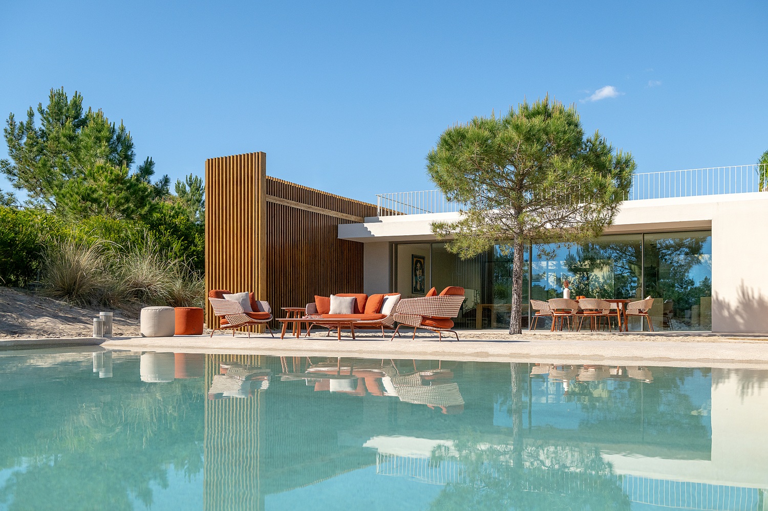 Jati Kebon PHIL lounge stoel Rust inclusief zit-en rugkussen - Afbeelding 5